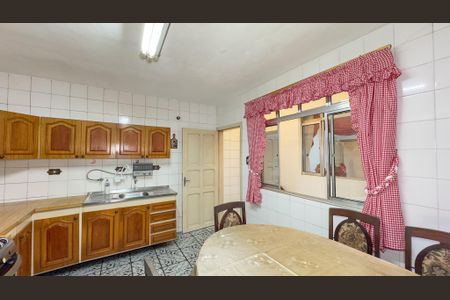 Casa para alugar com 300m², 2 quartos e 2 vagas Casa para alugar com 300m², 2 quartos e 2 vagasCozinha