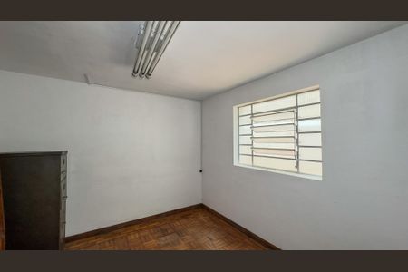 Casa para alugar com 300m², 2 quartos e 2 vagas Casa para alugar com 300m², 2 quartos e 2 vagasÁrea de Serviço