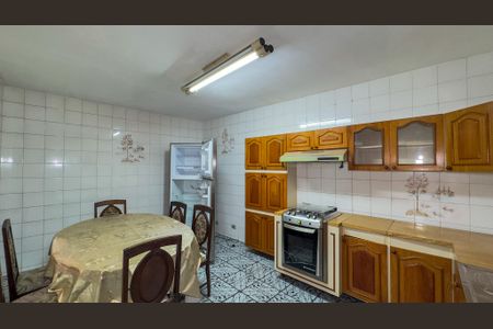 Casa para alugar com 300m², 2 quartos e 2 vagas Casa para alugar com 300m², 2 quartos e 2 vagasCozinha