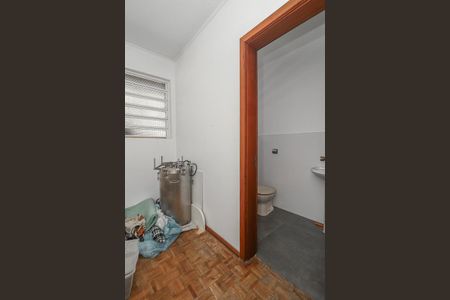Casa para alugar com 232m², 3 quartos e 2 vagasQuarto de Serviço