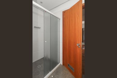 Casa para alugar com 232m², 3 quartos e 2 vagasBanheiro Social