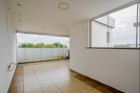 Apartamento à venda com 76m², 2 quartos e 1 vaga Apartamento à venda com 76m², 2 quartos e 1 vagaÁrea de Serviço/Cobertura