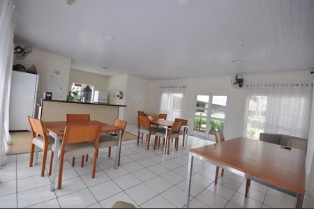 Apartamento para alugar com 67m², 2 quartos e 1 vagaÁrea comum - Salão de festas