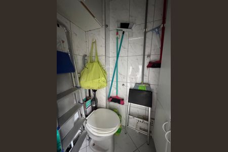 Apartamento à venda com 84m², 3 quartos e 2 vagas Apartamento à venda com 84m², 3 quartos e 2 vagasBanheiro 2
