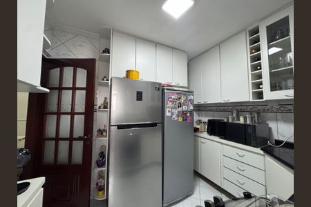 Apartamento à venda com 84m², 3 quartos e 2 vagas Apartamento à venda com 84m², 3 quartos e 2 vagasCozinha