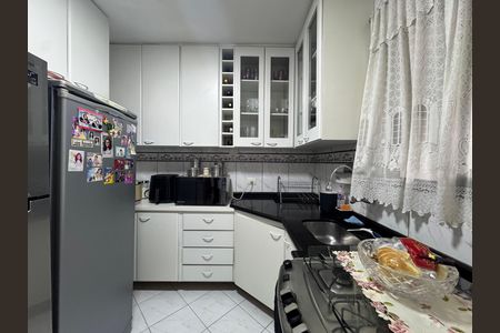 Apartamento à venda com 84m², 3 quartos e 2 vagas Apartamento à venda com 84m², 3 quartos e 2 vagasCozinha
