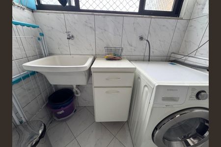 Apartamento à venda com 84m², 3 quartos e 2 vagas Apartamento à venda com 84m², 3 quartos e 2 vagasÁrea de Serviço