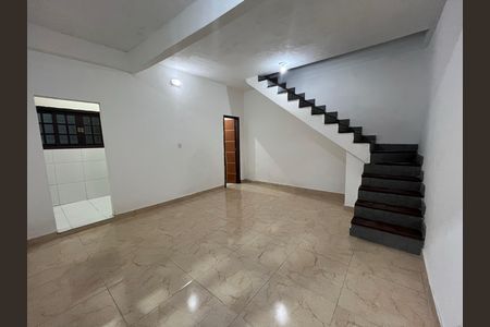 Casa para alugar com 120m², 3 quartos e sem vaga