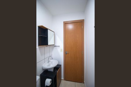 Apartamento para alugar com 48m², 2 quartos e 1 vaga Apartamento para alugar com 48m², 2 quartos e 1 vagaBanheiro