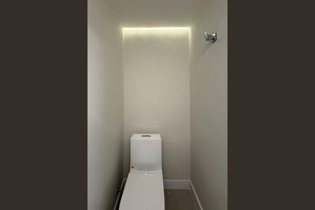 Apartamento à venda com 135m², 4 quartos e 3 vagas Apartamento à venda com 135m², 4 quartos e 3 vagasLavabo