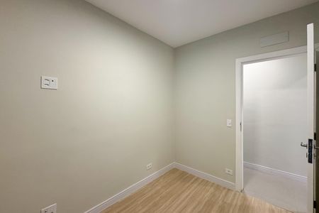 Apartamento à venda com 135m², 4 quartos e 3 vagas Apartamento à venda com 135m², 4 quartos e 3 vagasQuarto 1