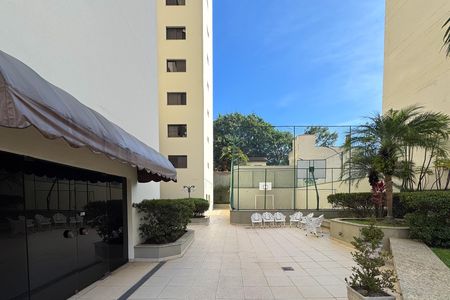 Apartamento à venda com 135m², 4 quartos e 3 vagas Apartamento à venda com 135m², 4 quartos e 3 vagasÁrea comum