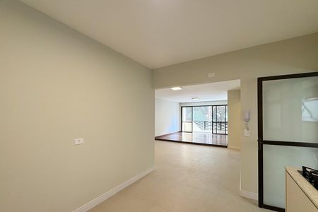 Apartamento à venda com 135m², 4 quartos e 3 vagas Apartamento à venda com 135m², 4 quartos e 3 vagasCozinha