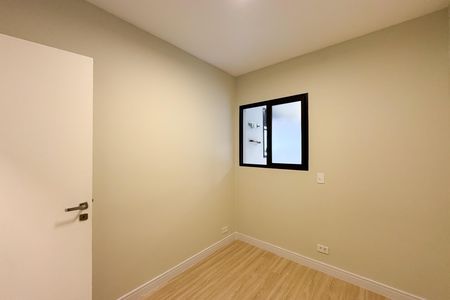 Apartamento à venda com 135m², 4 quartos e 3 vagas Apartamento à venda com 135m², 4 quartos e 3 vagasQuarto 1