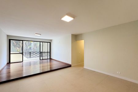Sala de apartamento à venda com 4 quartos, 135m² em Rudge Ramos, São Bernardo do Campo