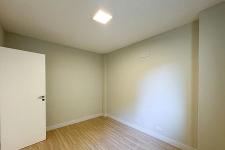 Apartamento à venda com 135m², 4 quartos e 3 vagas Apartamento à venda com 135m², 4 quartos e 3 vagasQuarto 3