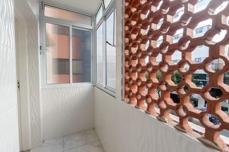 Apartamento para alugar com 50m², 1 quarto e 1 vaga Apartamento para alugar com 50m², 1 quarto e 1 vagaSacada