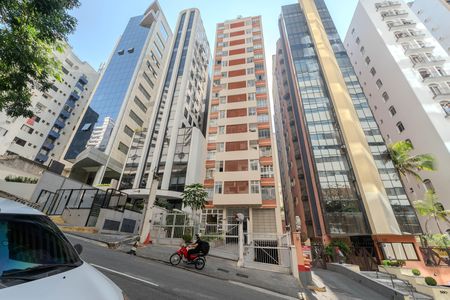 Apartamento para alugar com 50m², 1 quarto e 1 vaga Apartamento para alugar com 50m², 1 quarto e 1 vagaFachada