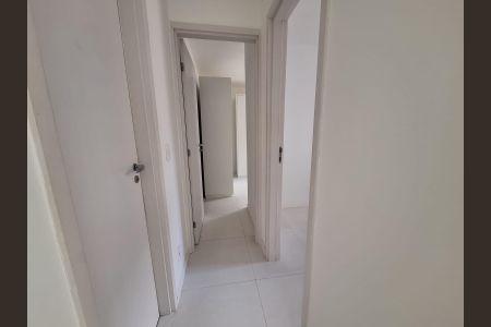 Apartamento à venda com 70m², 2 quartos e 1 vagaCorredor