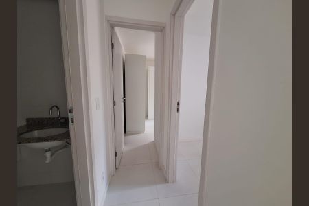 Apartamento à venda com 70m², 2 quartos e 1 vagaCorredor