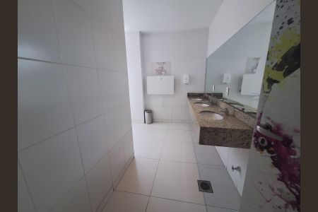 Apartamento à venda com 70m², 2 quartos e 1 vagaÁrea externa