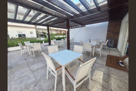 Apartamento à venda com 70m², 2 quartos e 1 vagaÁrea externa