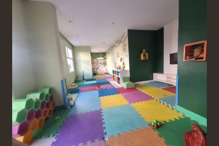 Apartamento à venda com 70m², 2 quartos e 1 vagaÁrea externa