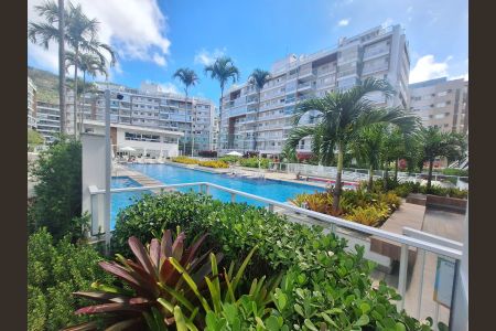 Apartamento à venda com 70m², 2 quartos e 1 vagaÁrea externa