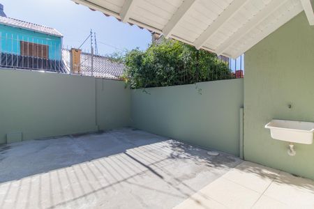 Casa para alugar com 90m², 2 quartos e 1 vaga Casa para alugar com 90m², 2 quartos e 1 vagaQuintal