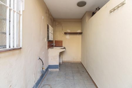Casa para alugar com 180m², 2 quartos e 1 vaga Casa para alugar com 180m², 2 quartos e 1 vagaÁrea de Serviço