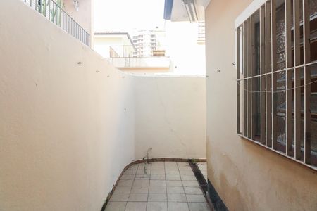 Casa para alugar com 180m², 2 quartos e 1 vaga Casa para alugar com 180m², 2 quartos e 1 vagaÁrea de Serviço