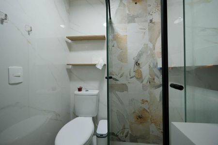 Apartamento para alugar com 34m², 2 quartos e sem vagaBanheiro social