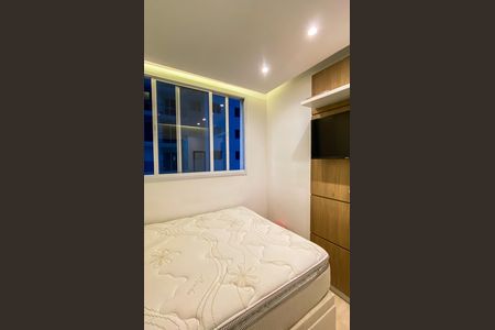 Quarto 1 de apartamento para alugar com 2 quartos, 34m² em Vila Nova, São Paulo