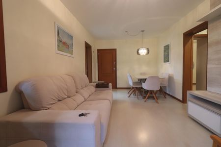 Apartamento para alugar com 100m², 3 quartos e 2 vagasSala