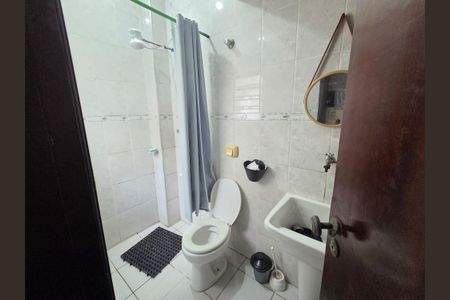 Studio para alugar com 25m², 1 quarto e sem vaga Studio para alugar com 25m², 1 quarto e sem vagaBanheiro