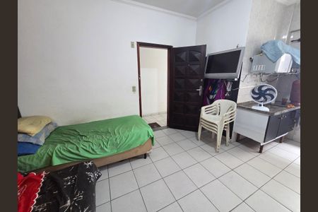 Sala de kitnet/studio para alugar com 1 quarto, 25m² em Vila Assuncao, Praia Grande
