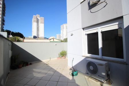 Apartamento à venda com 109m², 2 quartos e 2 vagasQuintal