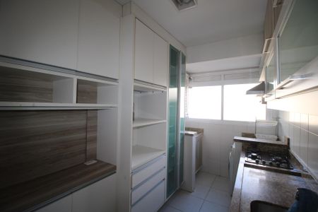 Apartamento à venda com 109m², 2 quartos e 2 vagasCozinha