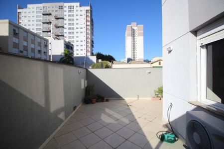 Apartamento à venda com 109m², 2 quartos e 2 vagasQuintal
