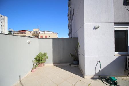 Apartamento à venda com 109m², 2 quartos e 2 vagasQuintal