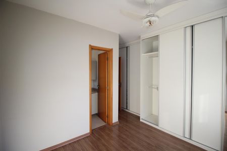 Apartamento à venda com 109m², 2 quartos e 2 vagasSuíte 1