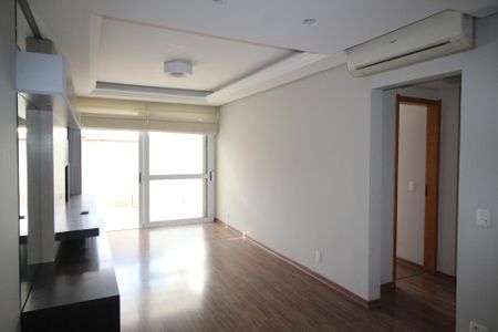 Apartamento à venda com 109m², 2 quartos e 2 vagasSala