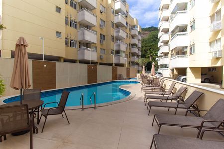 Apartamento à venda com 65m², 2 quartos e 1 vaga