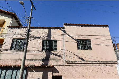 Casa para alugar com 60m², 1 quarto e sem vaga Casa para alugar com 60m², 1 quarto e sem vagaFachada