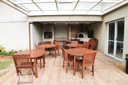 Apartamento para alugar com 34m², 1 quarto e 1 vaga Apartamento para alugar com 34m², 1 quarto e 1 vagaÁrea comum - Churrasqueira