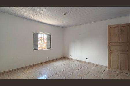 Casa para alugar com 38m², 1 quarto e sem vaga