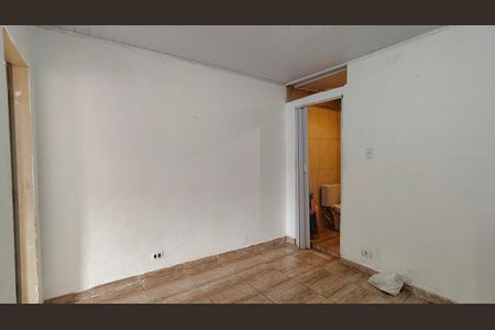 Casa para alugar com 38m², 1 quarto e sem vaga