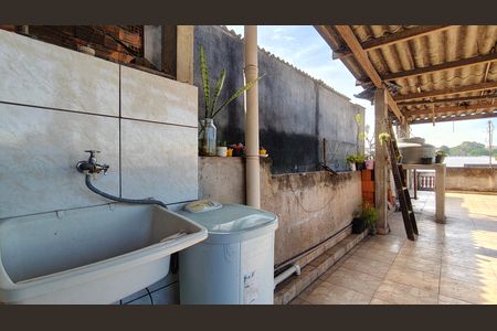 Casa para alugar com 38m², 1 quarto e sem vaga
