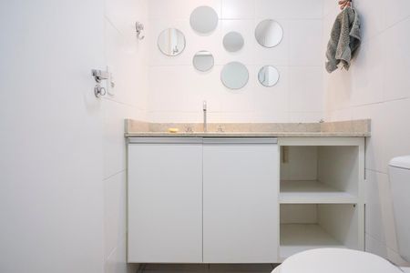 Apartamento para alugar com 68m², 2 quartos e 1 vagaBanheiro social