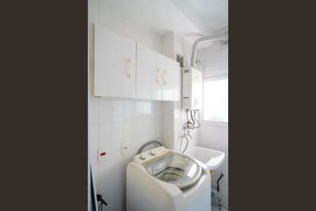 Apartamento para alugar com 68m², 2 quartos e 1 vagaÁrea de serviço